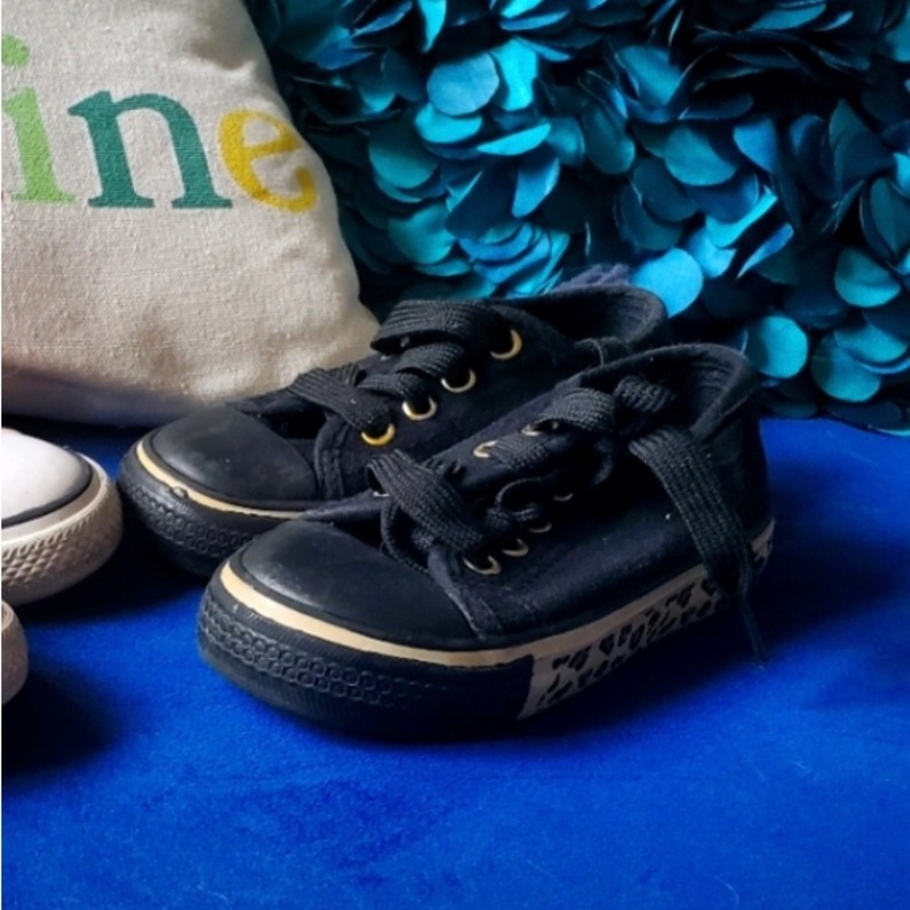 Black Toddler Converse Size 7